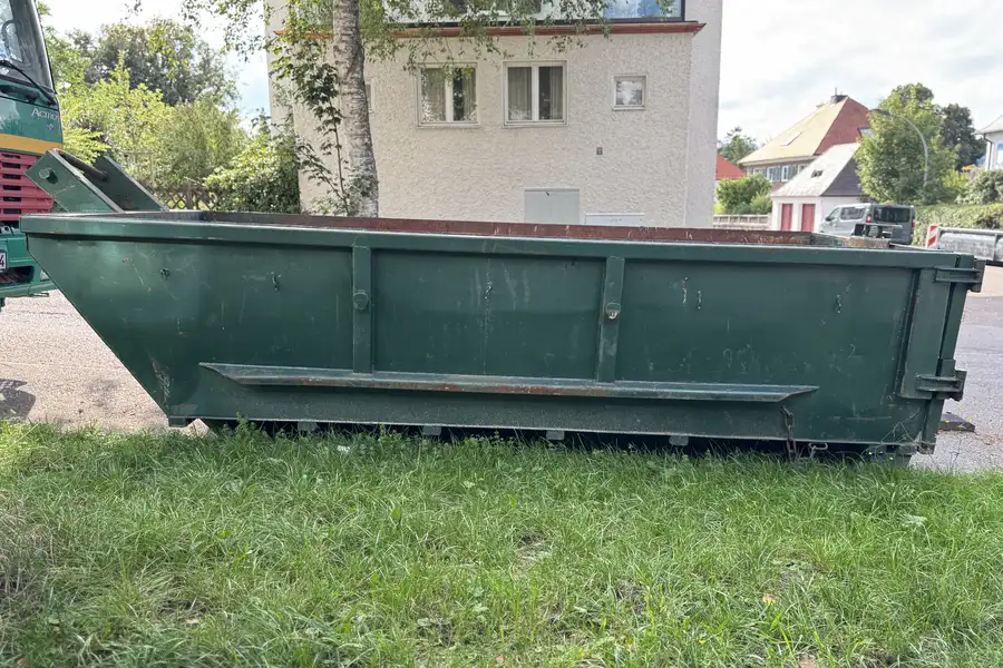 Our dumpster service at work in Taylor, MI