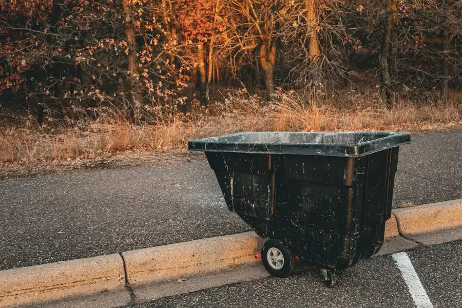Rubber Wheel Dumpster Rental